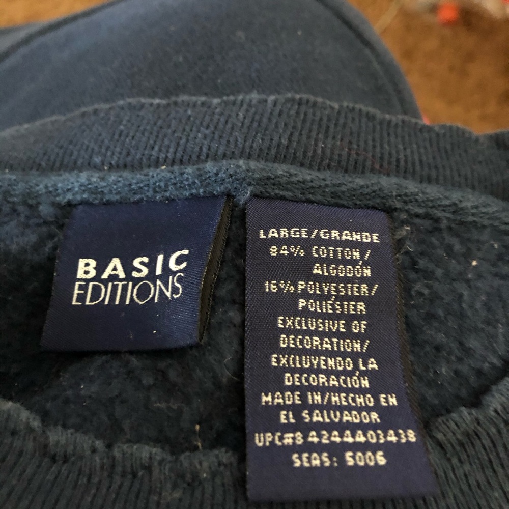 Basic Editions Blue Christmas Sweatshirt Sz. Lg. - Picture 5 of 6